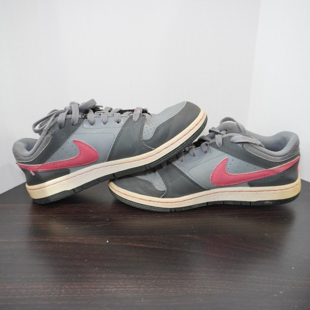 Gray with Pink Swoosh Nike Prestige IV Children's Sneakers Size 6Y